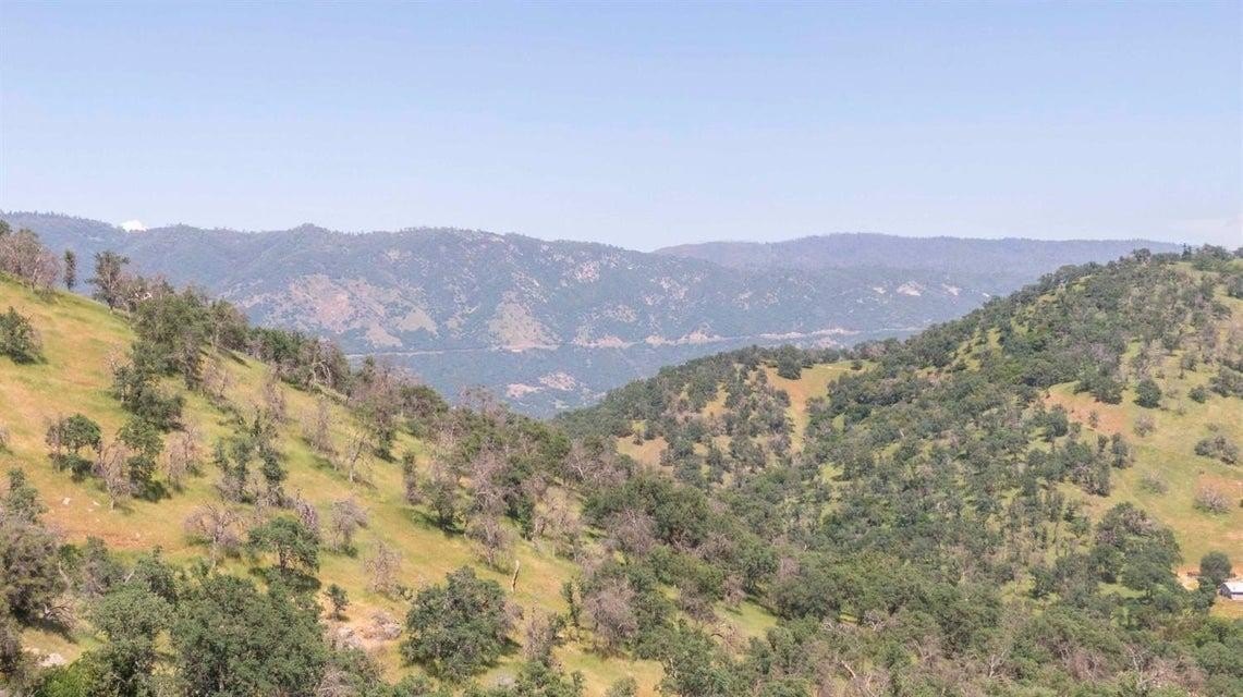Yokuts Valley Acreage with Views