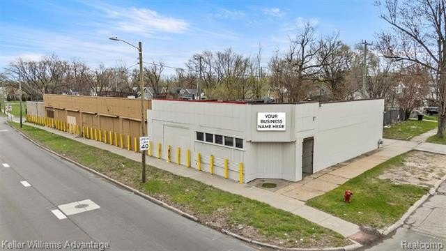 Highland Park Commercial Property