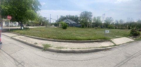 LAND - San Antonio, TX