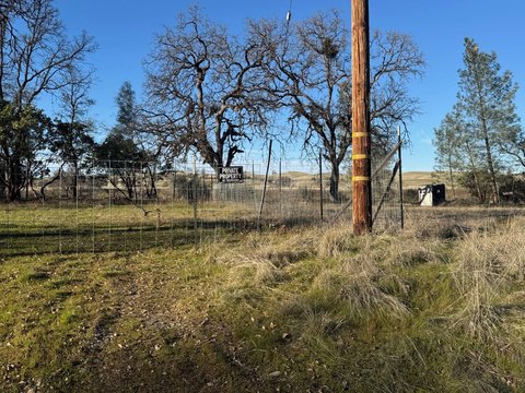 Fenced Rural Home Lot