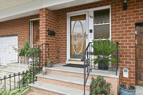 Renovated Duplex with Balconies