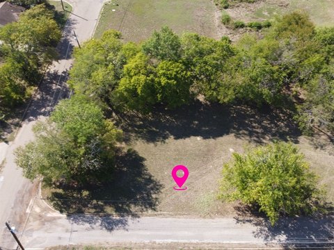 Land, Commerce, TX
