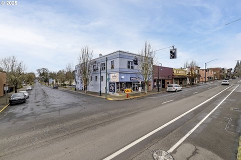 Commercial Building in Forest Grove