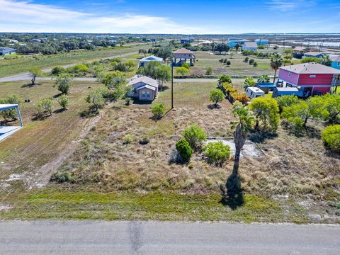 Land, Holiday Beach, TX