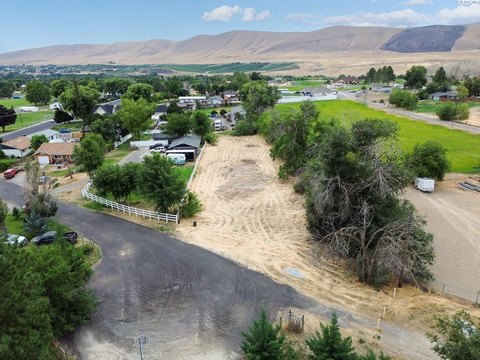 LAND - Benton City, WA