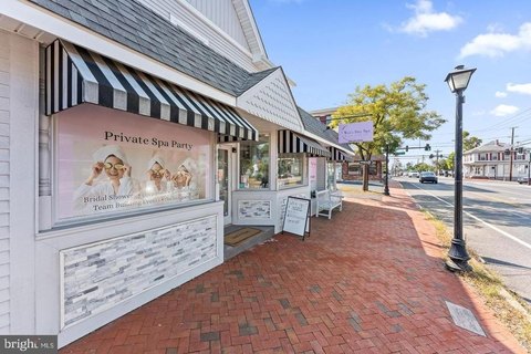 Renovated Mixed-Use Property, Marlton
