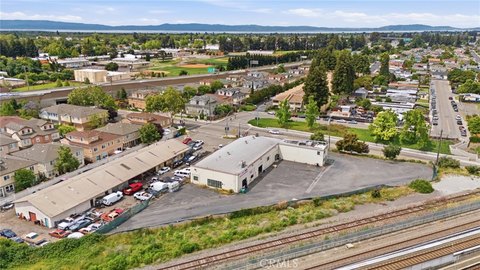 San Lorenzo Industrial Building For Lease