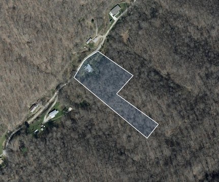 LAND - Topmost, KY