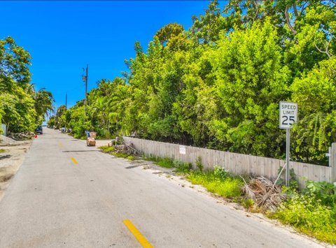 Key Largo Buildable Land