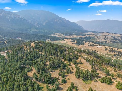 LAND - Nye, MT