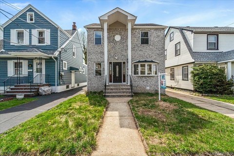 Renovated Two-Family Home, Hollis