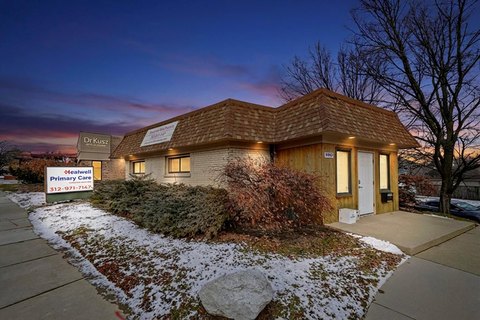 Norwood Park Commercial Building For Sale