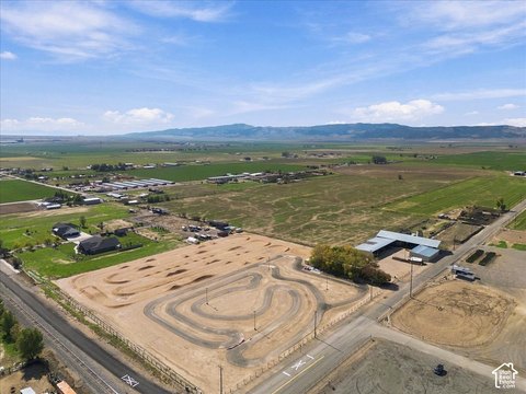 Land, Nephi, UT