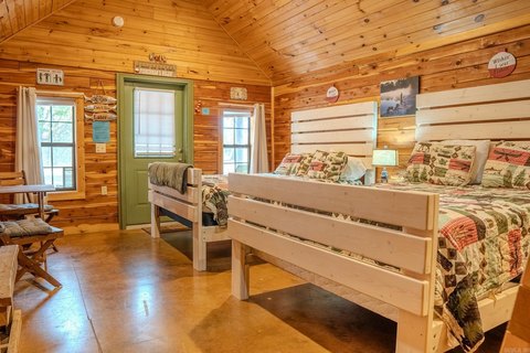Turnkey Campground in Ozark Mountains