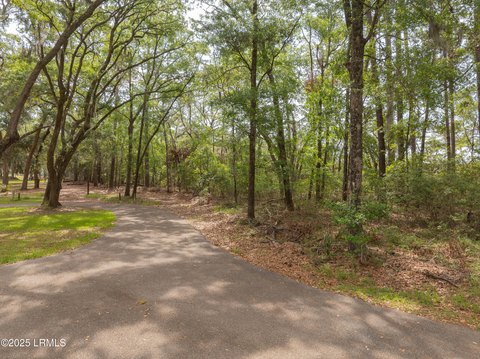 Lady's Island Homesite on 1.49 Acres