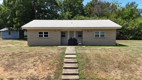 Two-Unit Duplex With Walk-In Closets