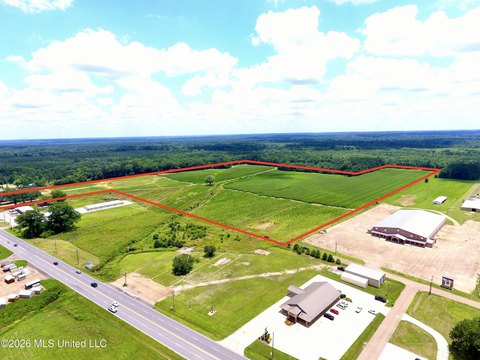 Prime Commercial Land in Carthage