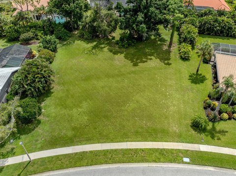 Vacant Lot in Sorrento Woods