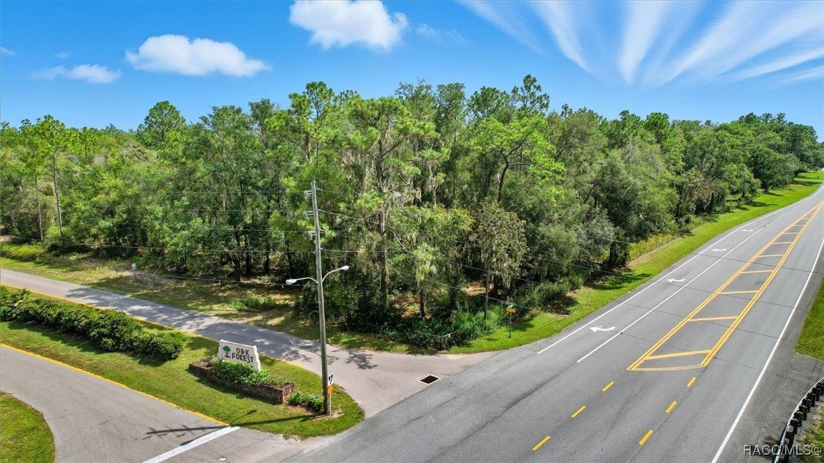 Unrestricted Land in Floral City