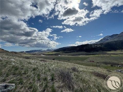 Land, Nye, MT