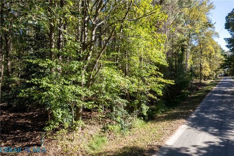Wooded Lot in Poplar Springs