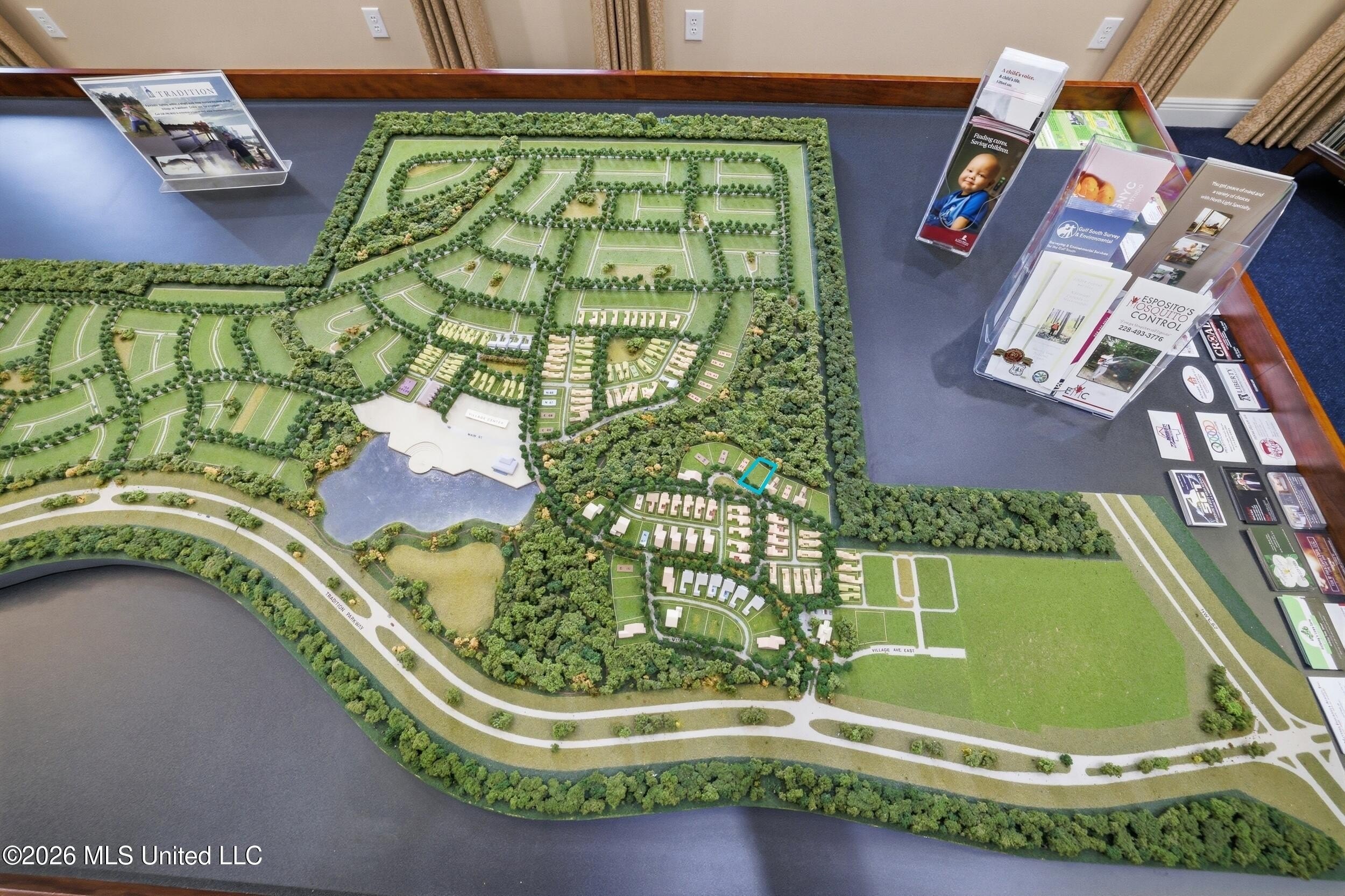 Oversized Lot in Traditions, Biloxi