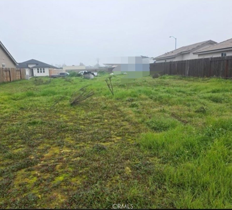 Residential Lot in Established Neighborhood