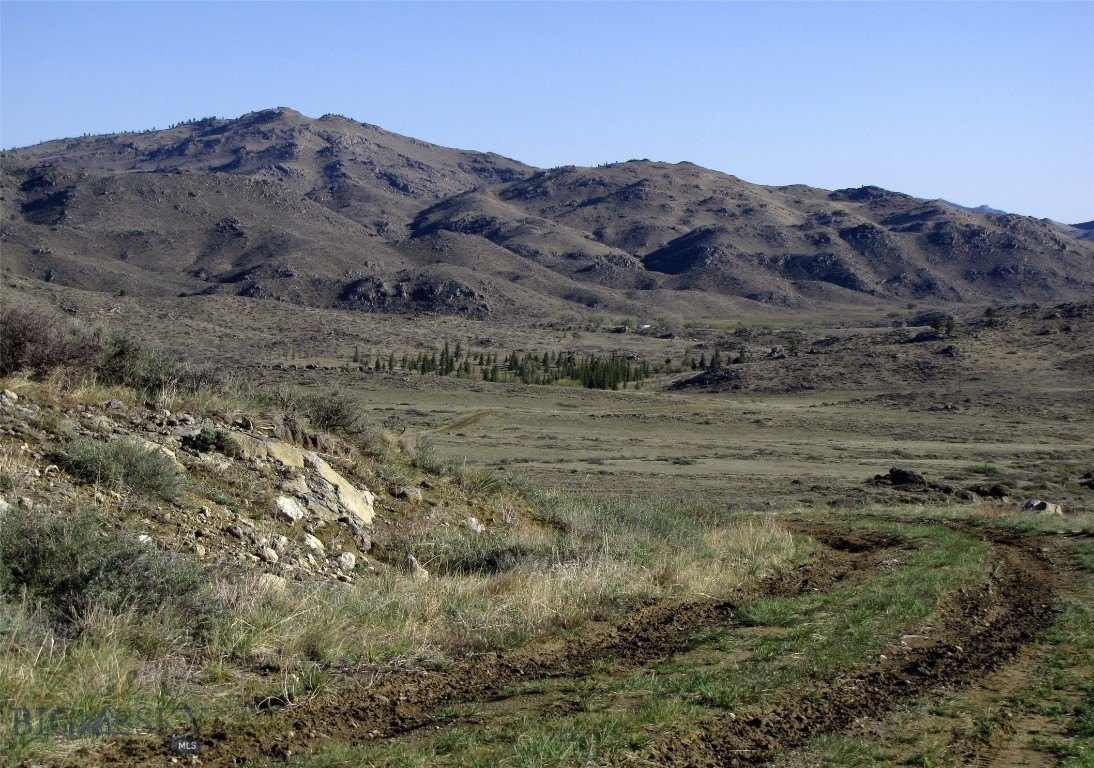 Wyoming Land Bordering Public Land