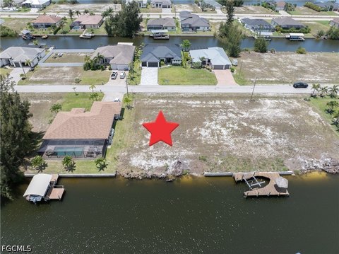 Waterfront Land in Cape Coral