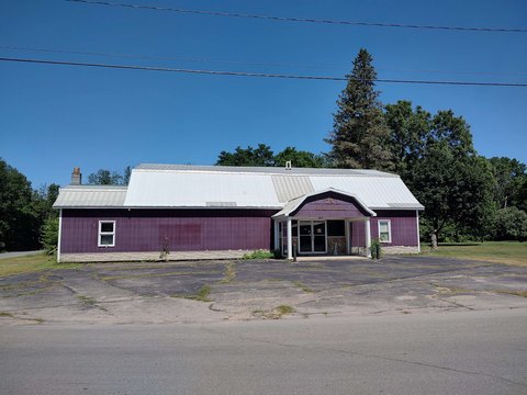 Heuvelton Commercial Property with Building