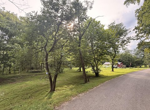 Land, Hustonville, KY