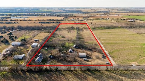 Valley View Acreage with Development Potential
