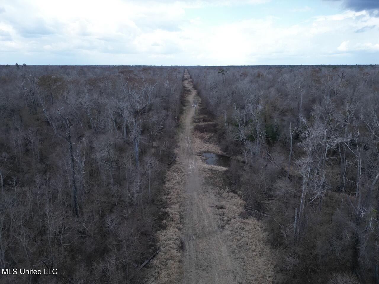 700 Acres with River Frontage