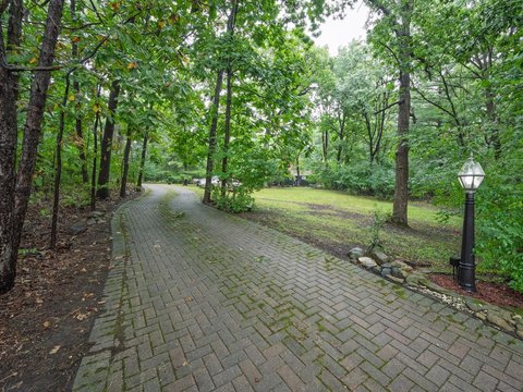 Land, Burr Ridge, IL