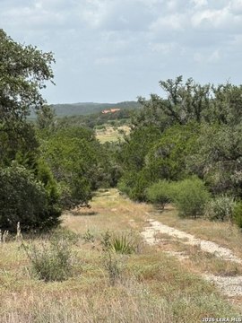 Land, Mico, TX