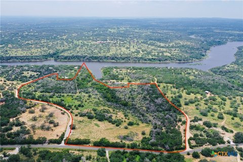 Historic Spicewood Land on River