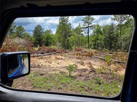 Corner Lot in Williston, FL