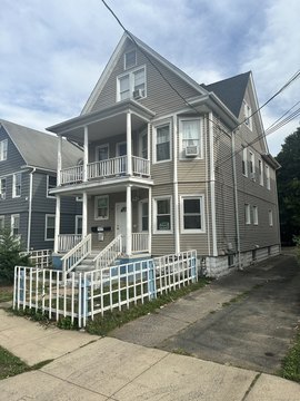 Well-Maintained Multifamily Near UNH