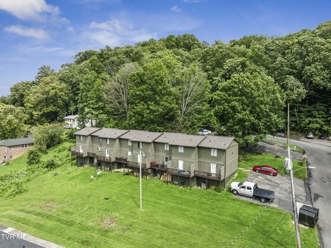 Renovated Multifamily Property in Johnson City