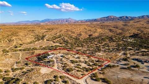Palmdale Land with Panoramic Views