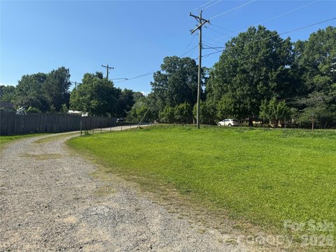 LAND - Charlotte, NC