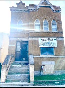 Chicago Brick Building with Potential