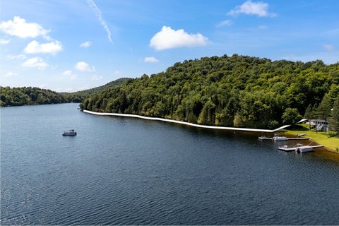 Waterfront Land on Navigable Lake