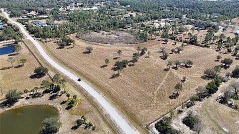 Spacious Equestrian Homesite in Bradenton