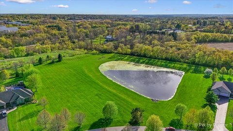 Land, Spring Grove, IL