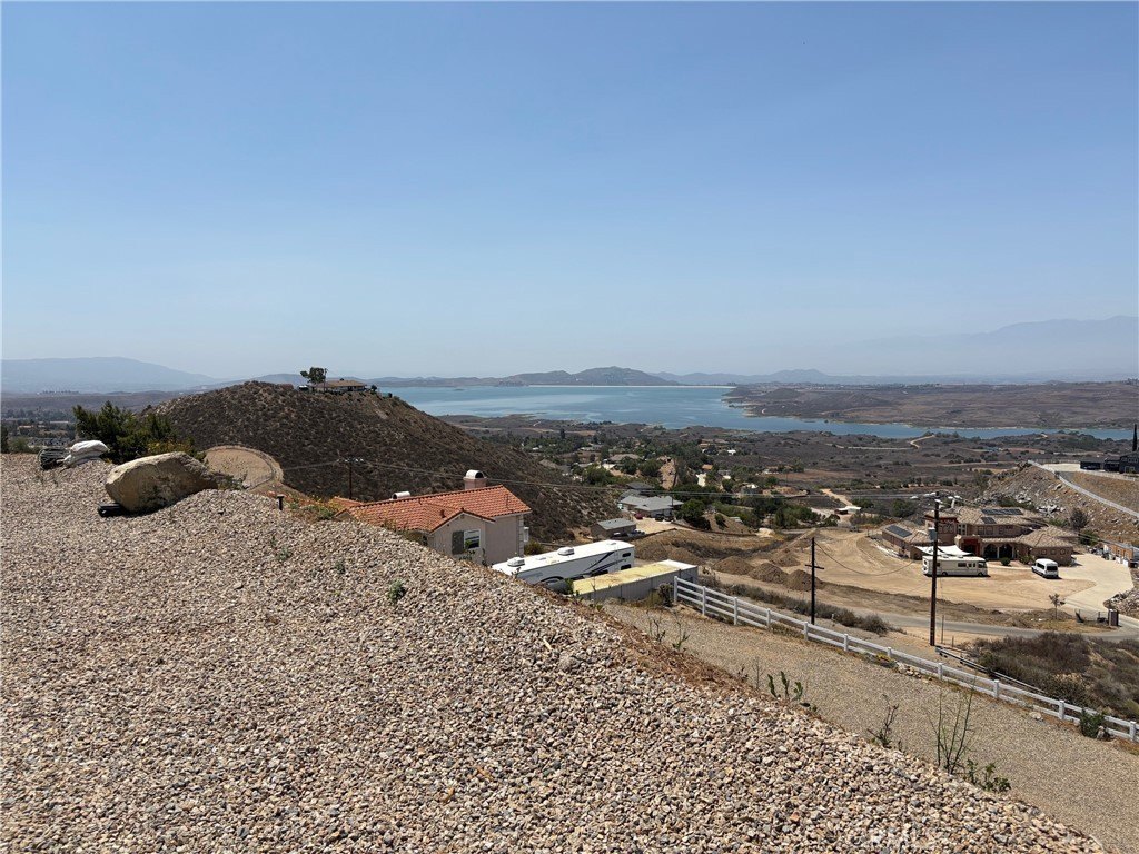 Perris Land with Panoramic Views