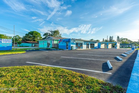 Profitable Dual-Business Opportunity in Edgewater