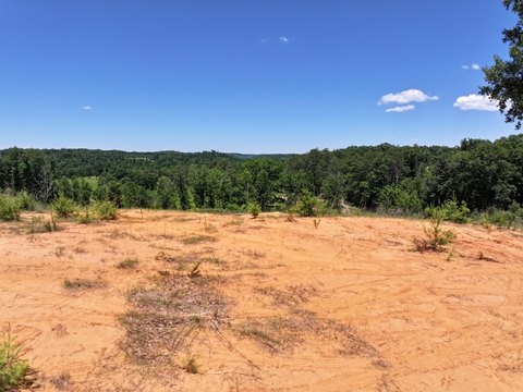 LAND - Irvine, KY