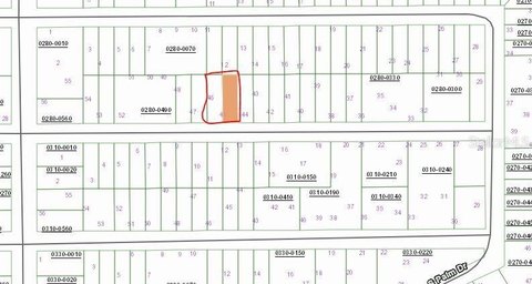 Residential Land in Interlachen, FL