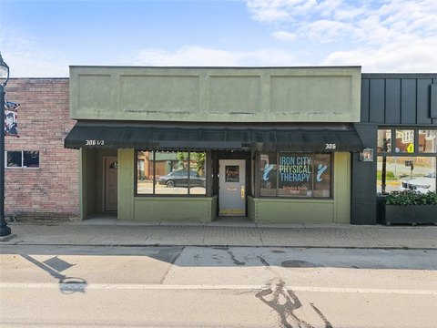 Mixed-Use Medical Office & Apartments
